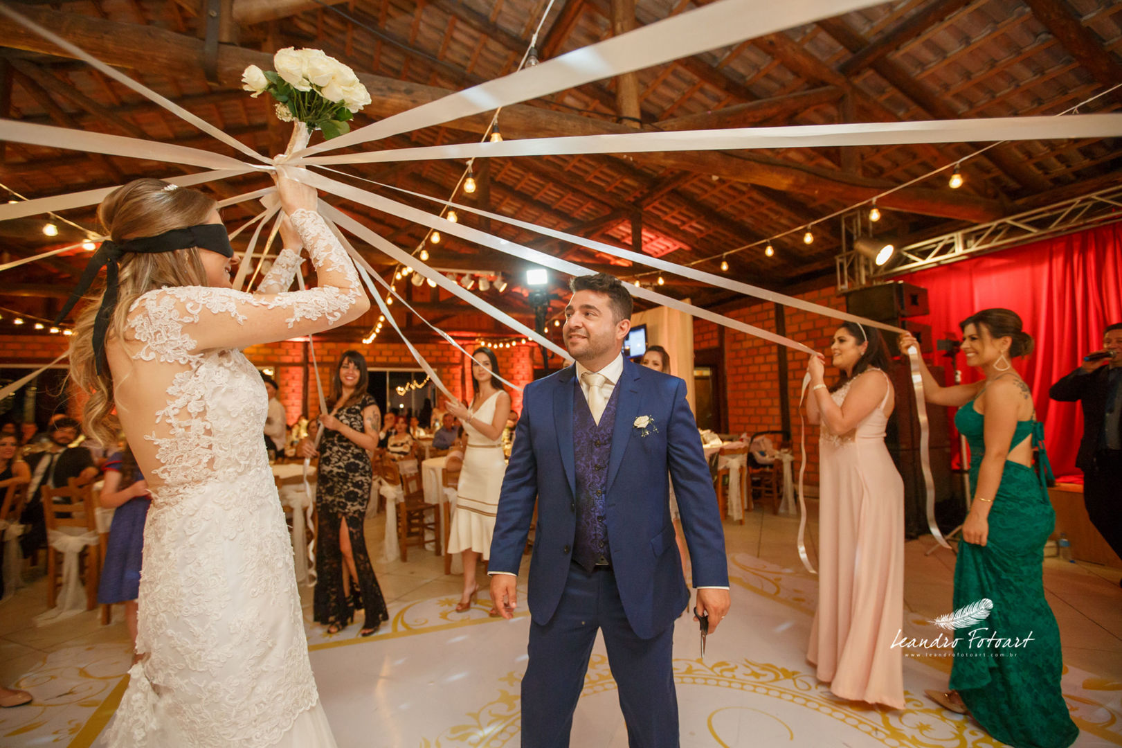 Foto LUCIANA + BRUNO WEDDINGDAY Foto LUCIANA + BRUNO WEDDINGDAY - Imagem 36
