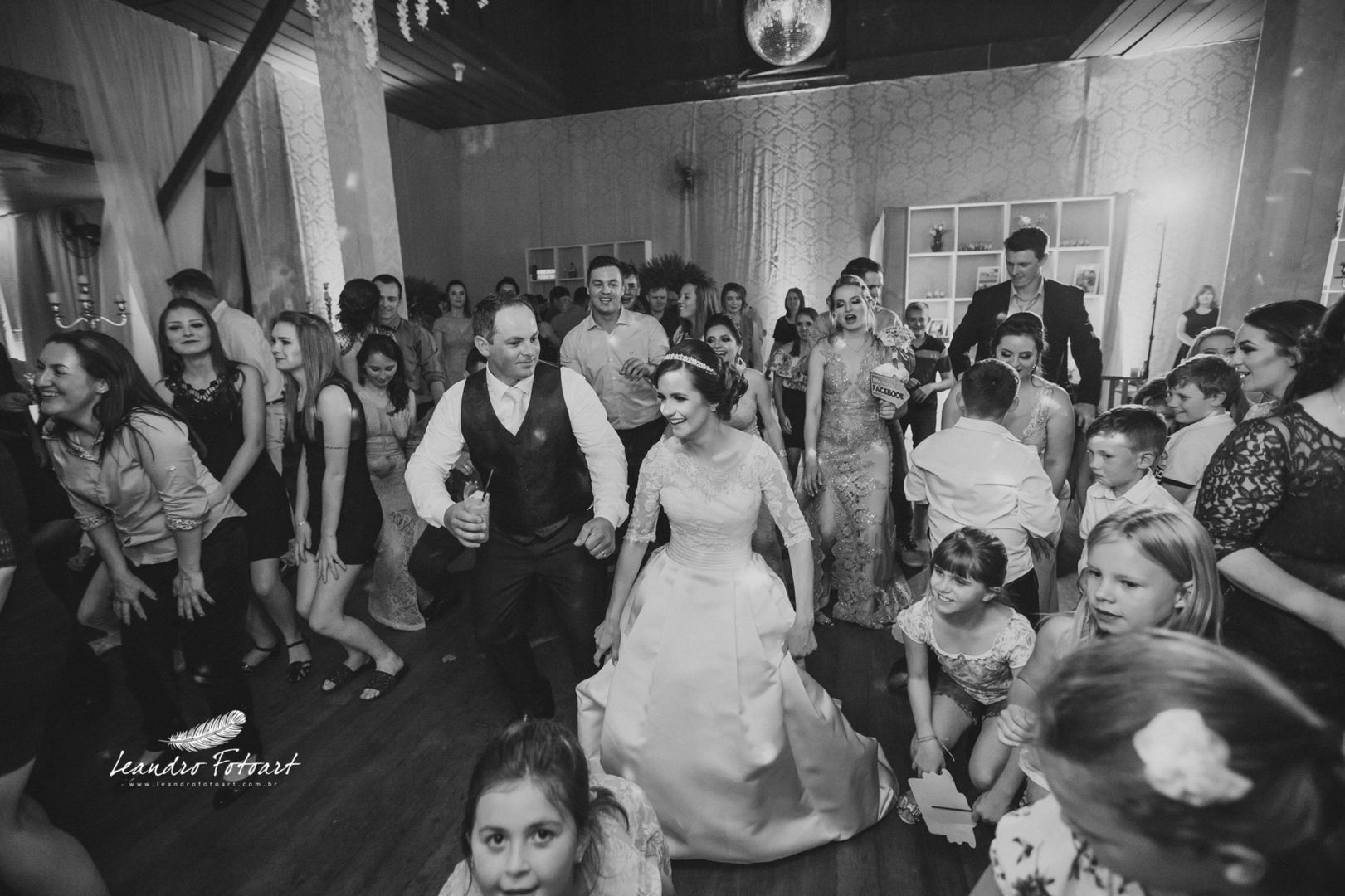 Foto LUCILENE + BRUNO WEDDINGDAY Foto LUCILENE + BRUNO WEDDINGDAY - Imagem 62