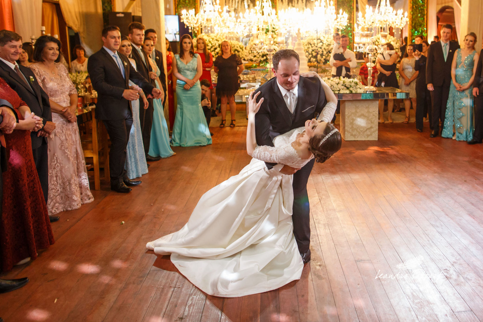 Foto LUCILENE + BRUNO WEDDINGDAY Foto LUCILENE + BRUNO WEDDINGDAY - Imagem 57