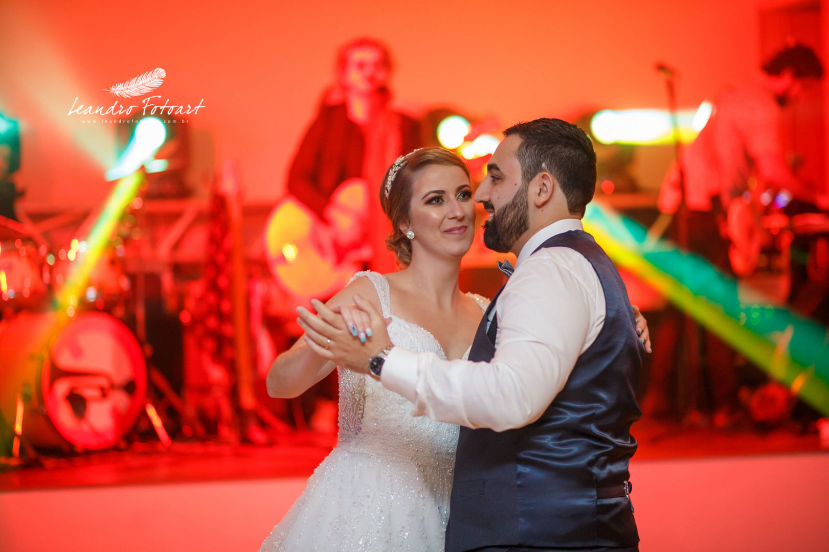 Foto JESSICA + PYTER WEDDING DAY Foto JESSICA + PYTER WEDDING DAY - Imagem 38