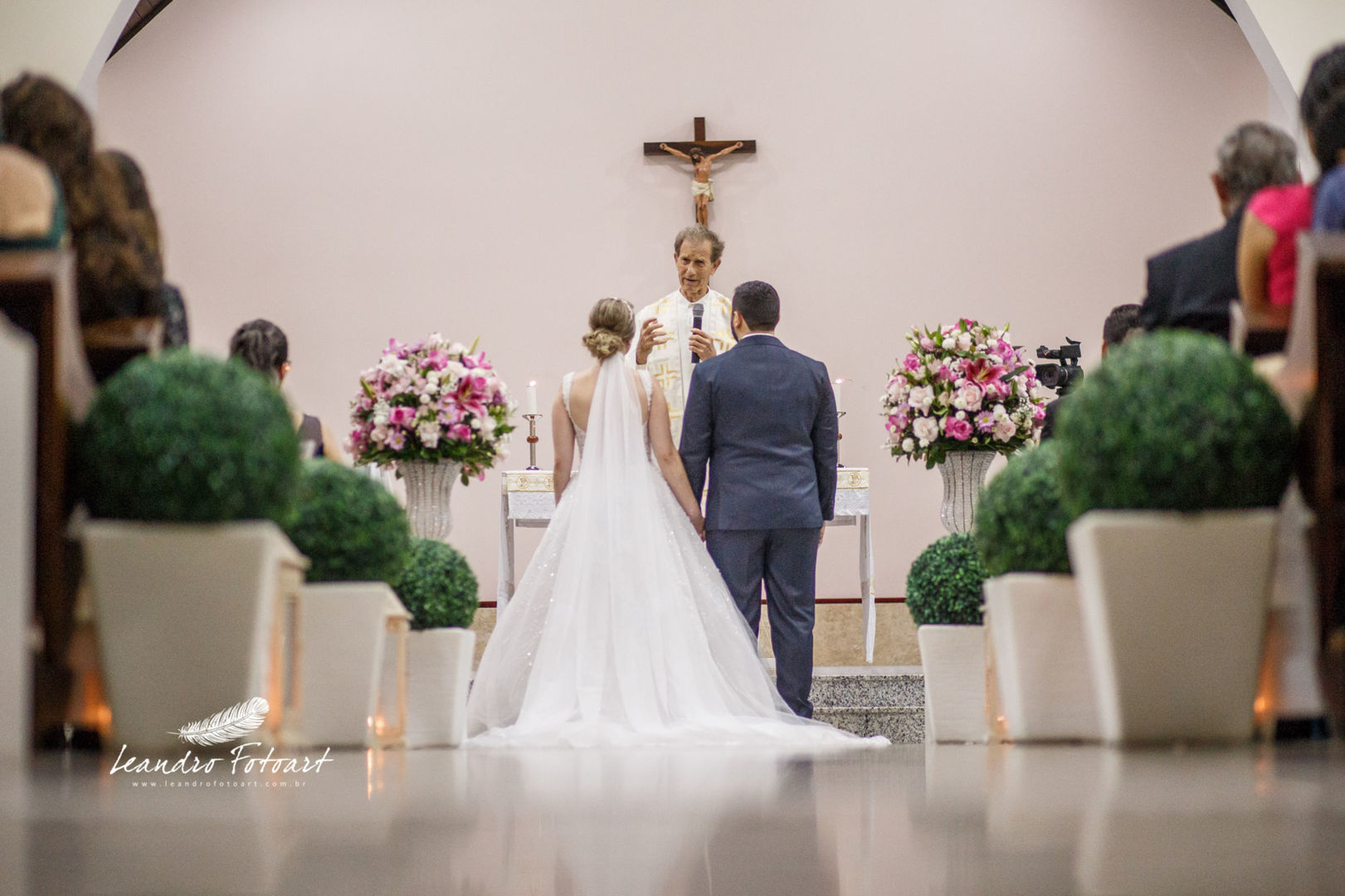 Foto JESSICA + PYTER WEDDING DAY Foto JESSICA + PYTER WEDDING DAY - Imagem 19