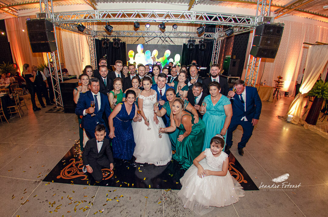 Foto Casamento Michele e Aldenir Foto Casamento Michele e Aldenir - Imagem 57